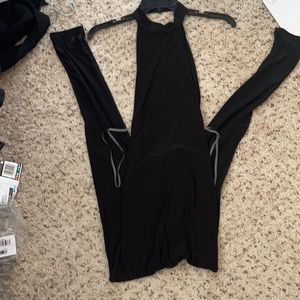 Backless jump suit